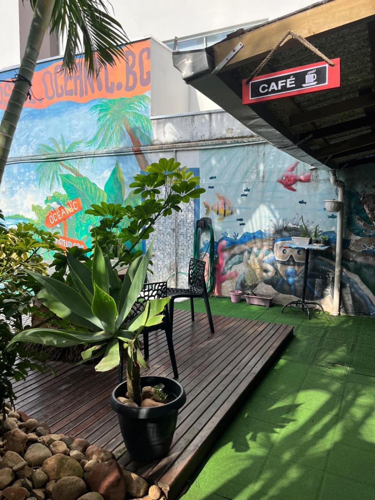 Oceanic Hostel Balneário Camboriú Buitenkant foto